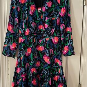 Kate Spade NWT size 2 ladies dress! Beautiful!